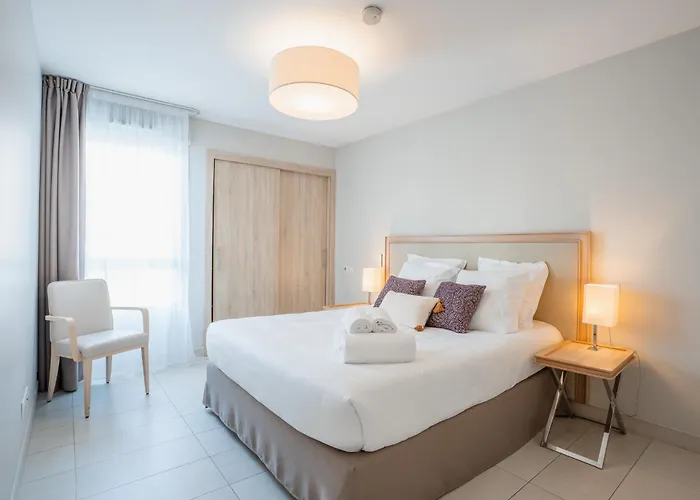 Aparthotel Quality 3*